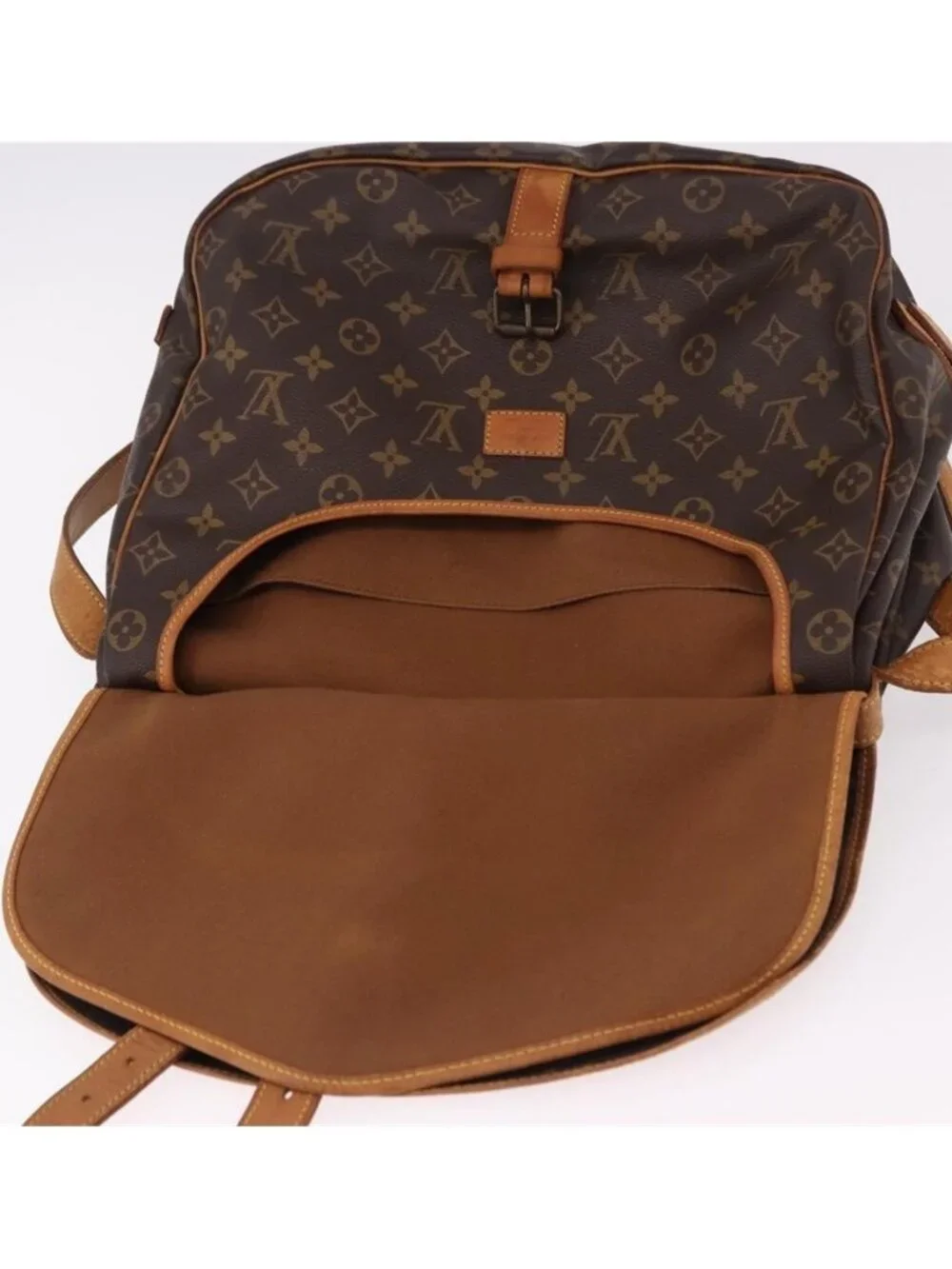Louis Vuitton pre owned